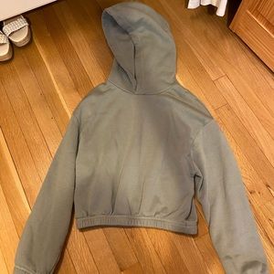 Zara cropped green hoodie